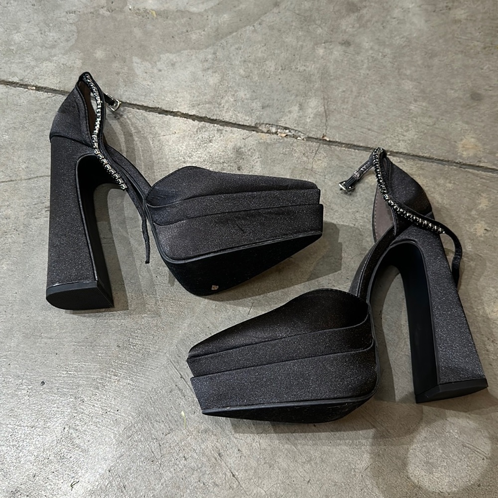 Platform heel NEW!